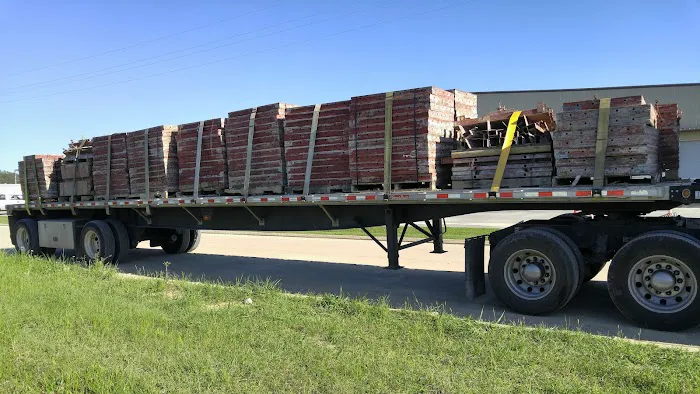 Pleasant Oaks Picture 3