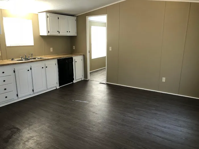 Madeline Heights Mobile Home Park Picture 9