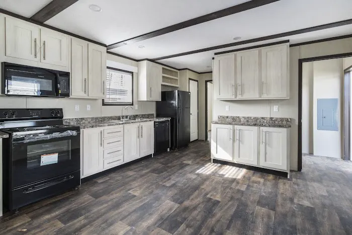 Courtney Run Mobile Home Park Picture 3