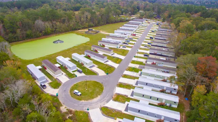 Courtney Run Mobile Home Park Picture 5