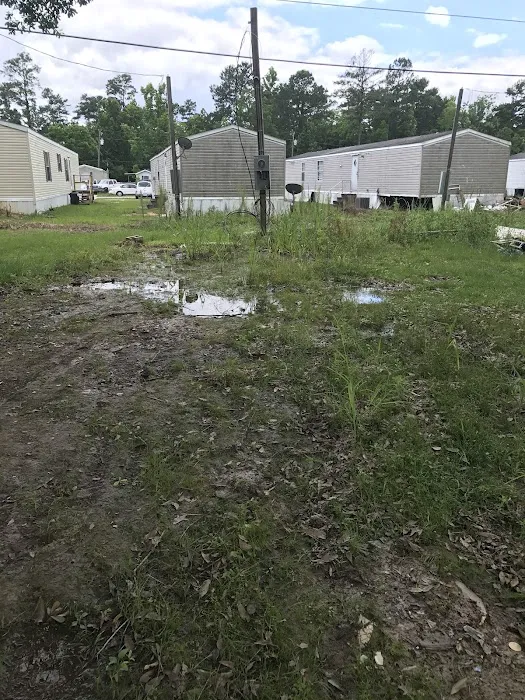 Denham Springs Mobile Home Park Picture 2