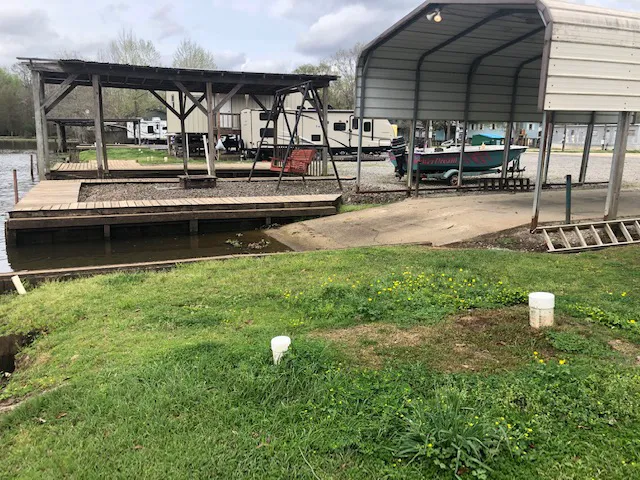 Old River RV Park Picture 9