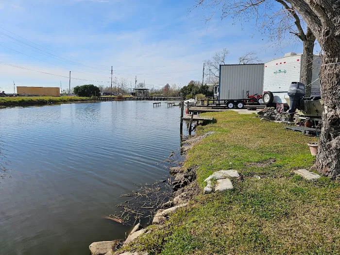 Vanacor’s RV Campground & Apartments Picture 3