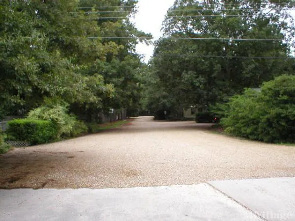 Gray's Creek Mobile home Park Picture 4