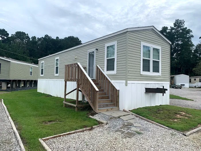 Tate Road Mobile Home / RV Park Picture 2