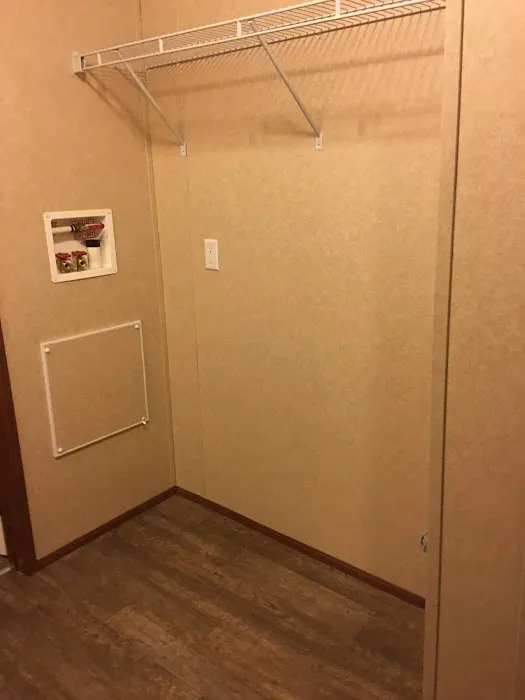 Tate Road Mobile Home / RV Park Picture 9