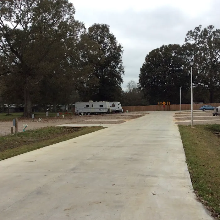 Lindco rv park Picture 3