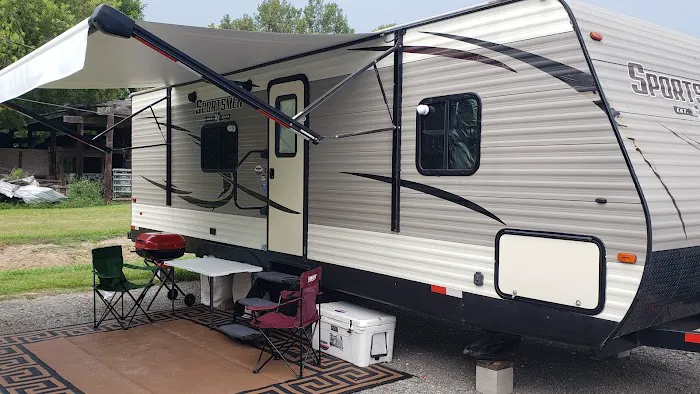 Coosie's R.V. Park Picture 8