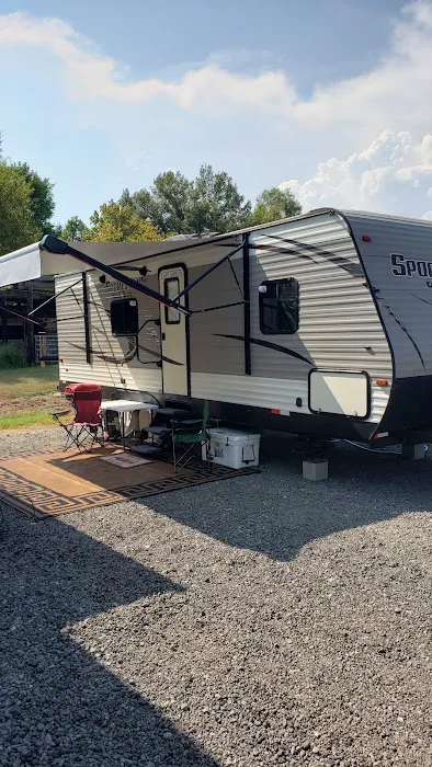 Coosie's R.V. Park Picture 6