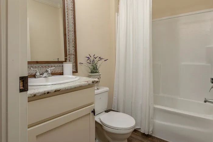 Blakewood MHP Picture 3