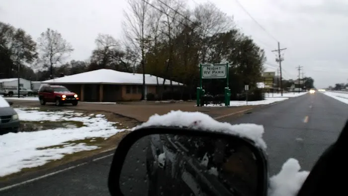 Night RV Park Picture 4