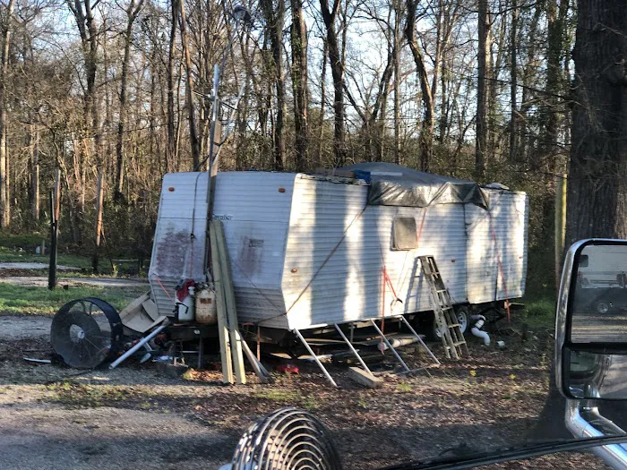 Night RV Park Picture 8