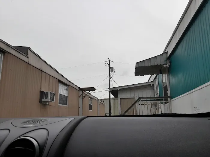 Big Oaks Mobile Home Park Picture 1