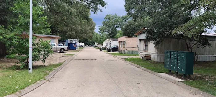 Riverland Park of Baton Rouge Picture 4