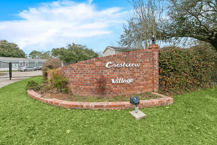 Crestview Village Picture 8