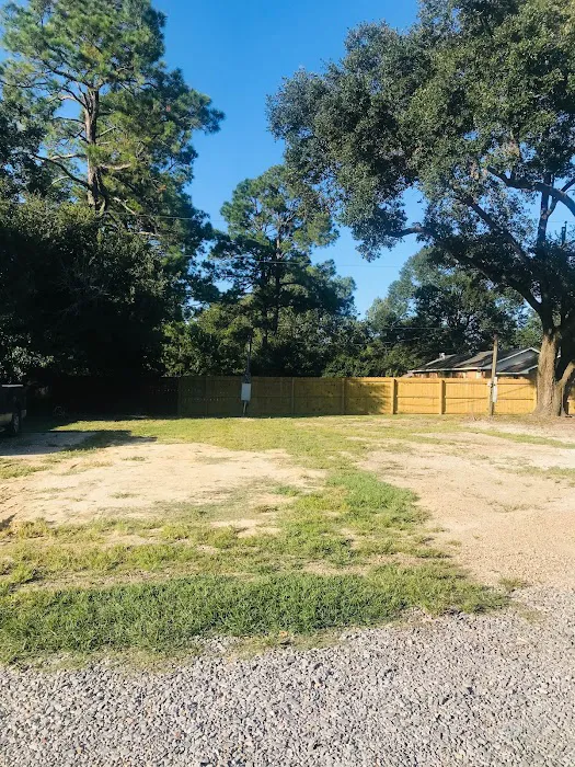 Oak Park Mobile Home Community Picture 2