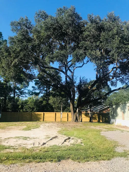 Oak Park Mobile Home Community Picture 1