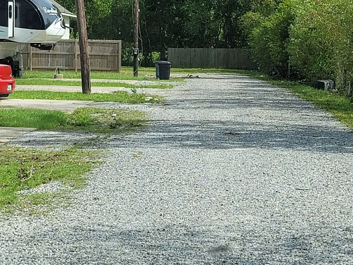 Jennifer's RV Park Picture 1