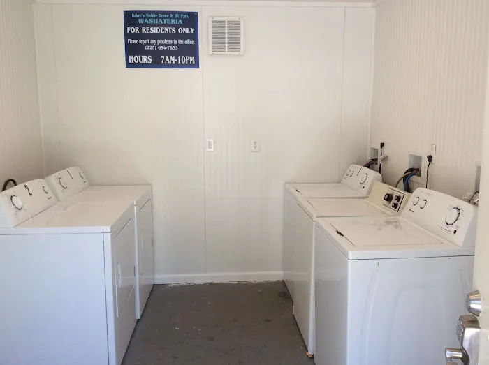 Baker's Mobile Home & RV Park Picture 4