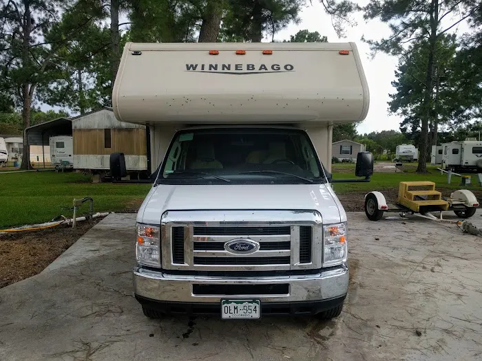 Baker's Mobile Home & RV Park Picture 10