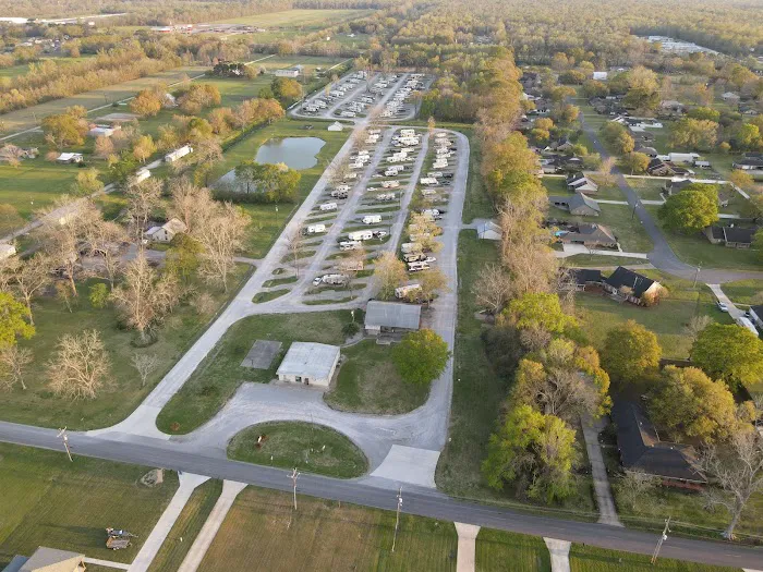 Cajun Country RV Park of Port Allen Louisiana Picture 2