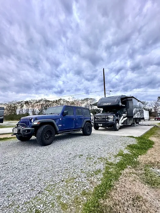 Cajun Country RV Park of Port Allen Louisiana Picture 7