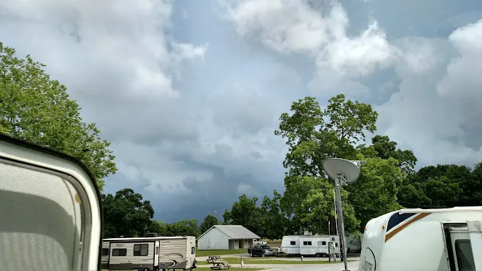 Cajun Country RV Park of Port Allen Louisiana Picture 10