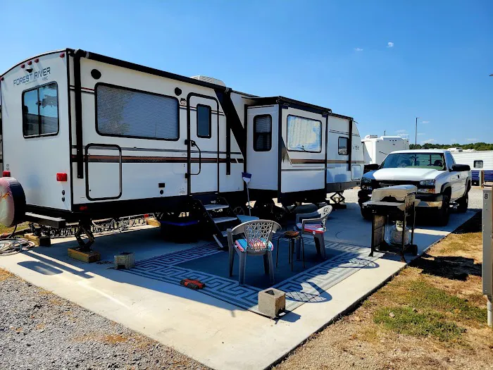 Tiger Bayou RV Park Picture 4