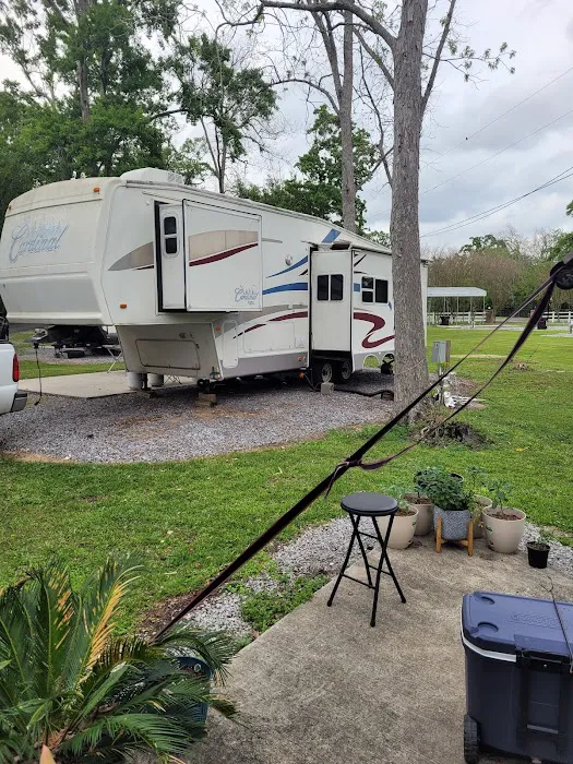 B&B RV Park Picture 6