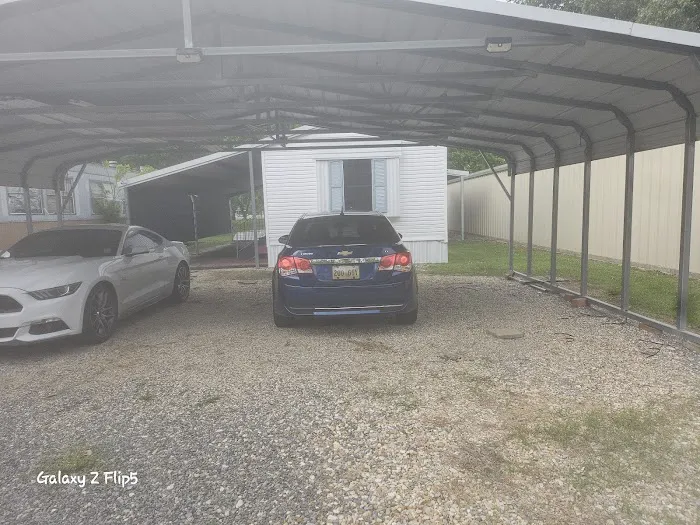 Tinas' Manufactured Home Picture 2