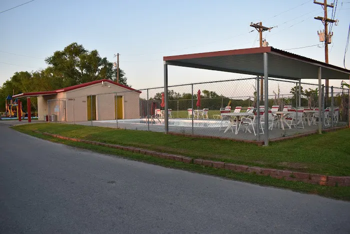 Poche's Rv Park & Fish-N-Camp Picture 2