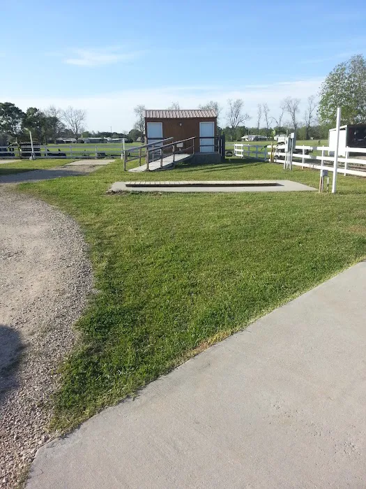 Lisa's RV Park Picture 5