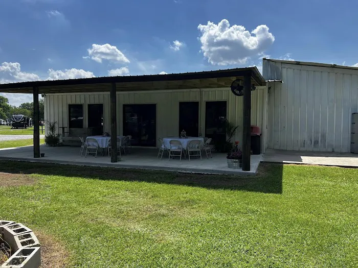 Bayou Wilderness RV Campground Picture 1