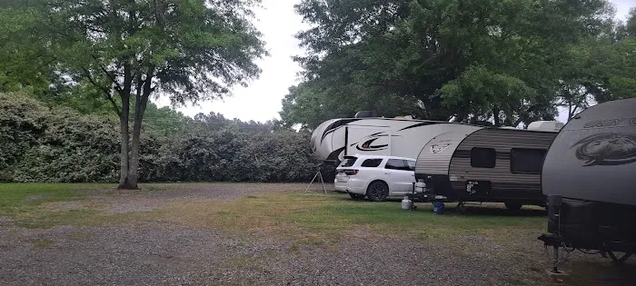 Alice's RV Park Picture 3