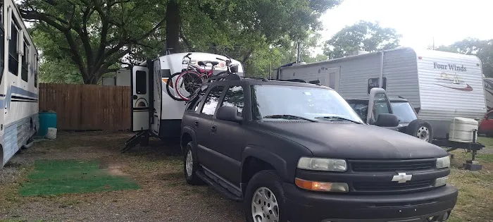 Alice's RV Park Picture 4