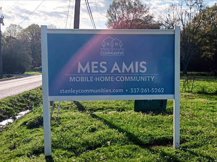 Mes Amis Mobile Home Park Picture 4