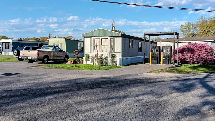 Mes Amis Mobile Home Park Picture 1