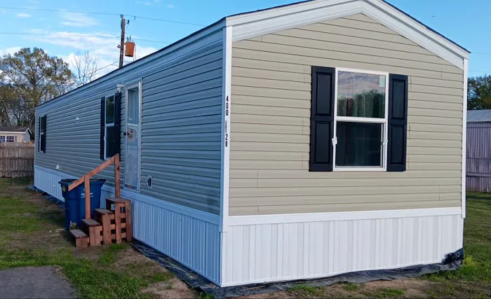 Mes Amis Mobile Home Park Picture 6