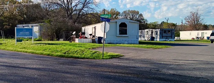 Mes Amis Mobile Home Park Picture 8