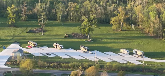 Houma Leisure RV Park Picture 6
