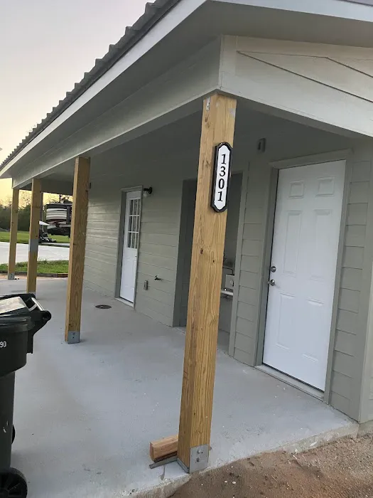 Houma Leisure RV Park Picture 3