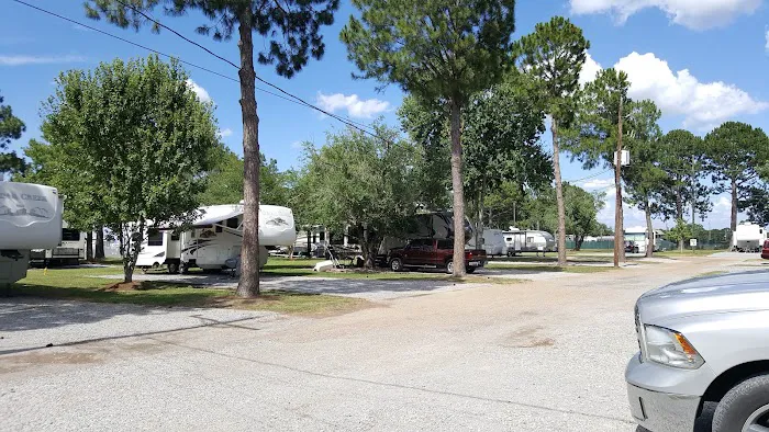 Laboulaie RV Park Picture 9