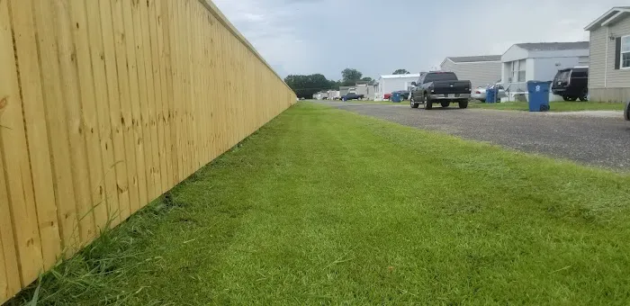 Melanie Rose Mobile Home Community Picture 2