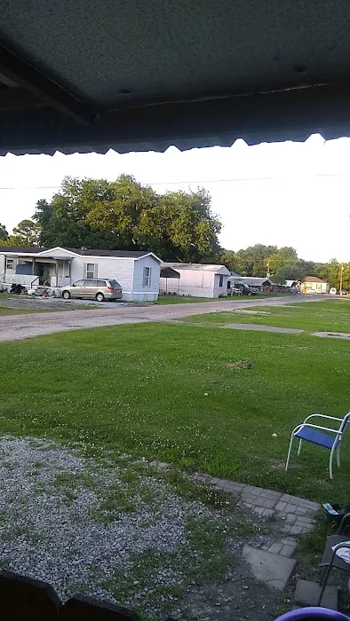 G & R Mobile Park Picture 3