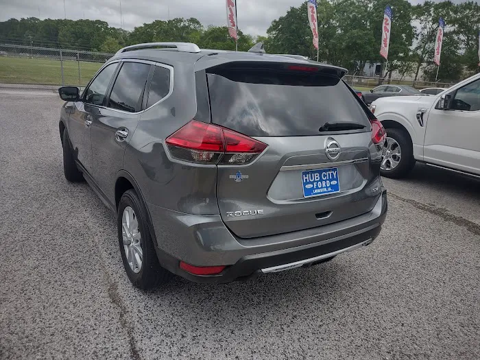 Lafayette Oaks Picture 4