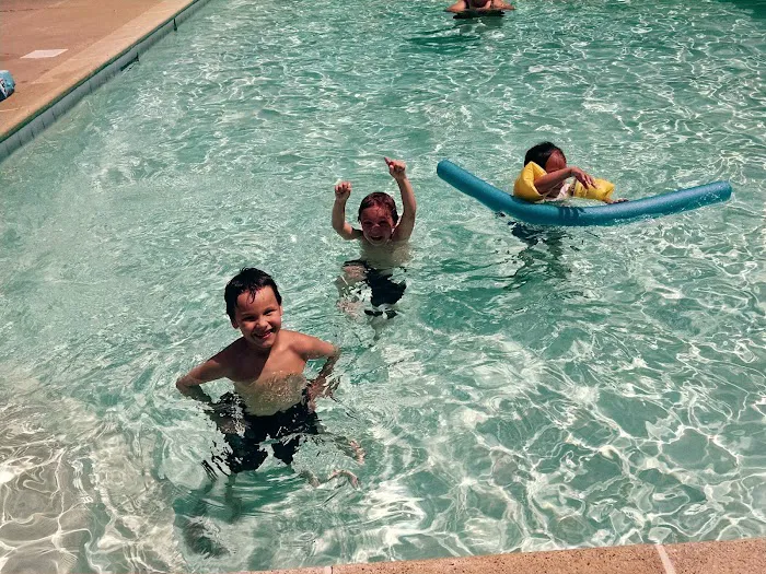 Lafayette Oaks Picture 3