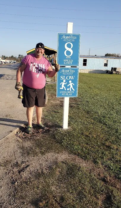 Acadian Villa Estates Picture 1