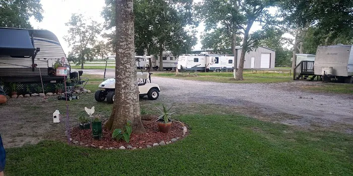 back to back rv park Picture 2