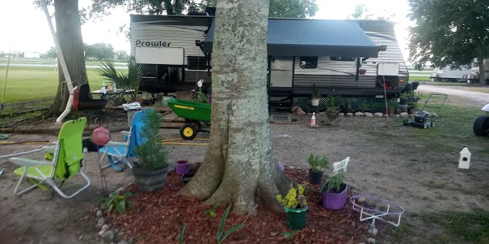 back to back rv park Picture 6