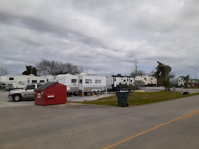 Houma RV Park Picture 5